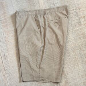 Bolle Golf Short Mens SZ 38 Beige Stretch Golf Casual polyester blend flat front